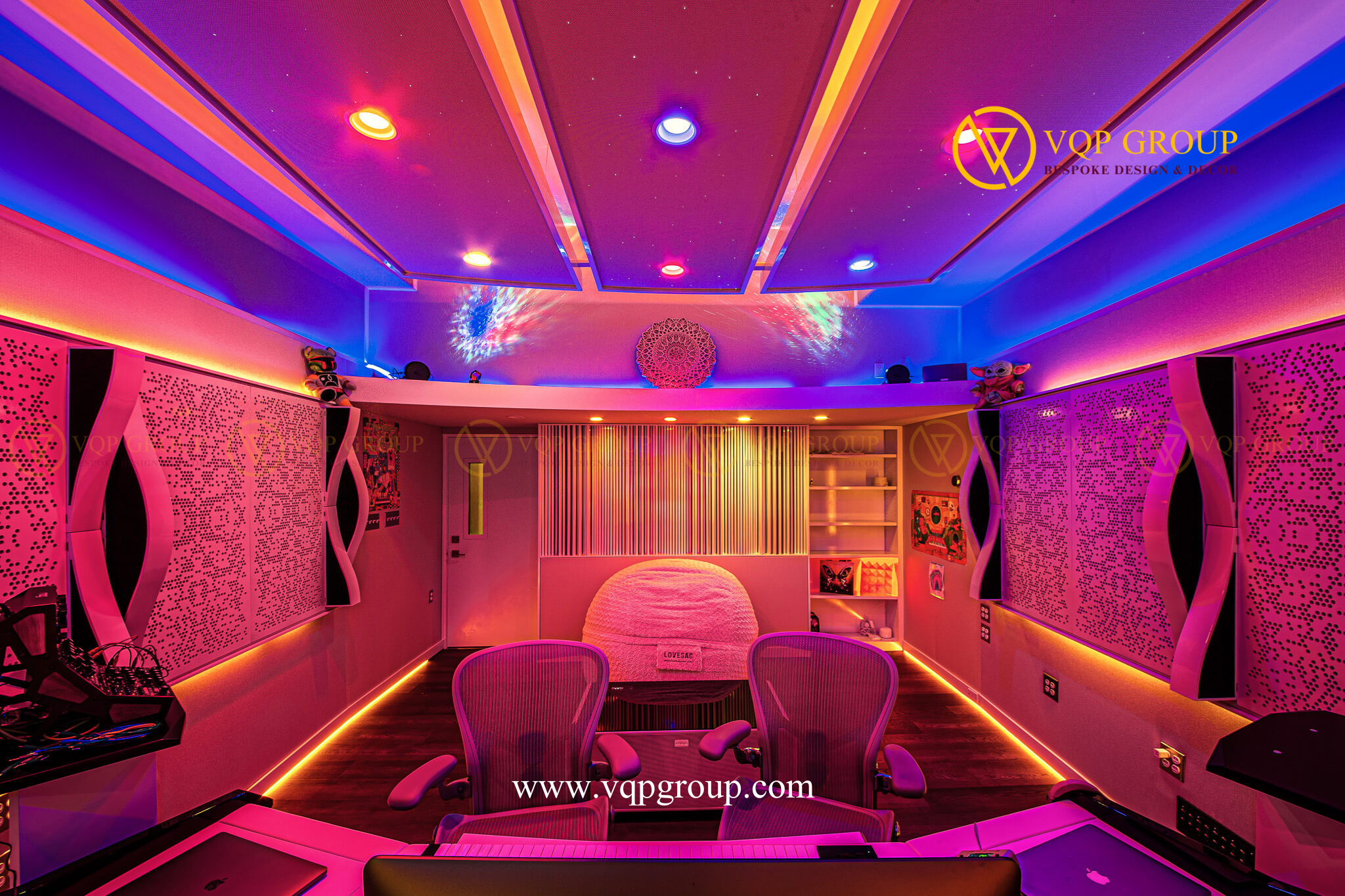 vach-tieu-am-studio-nghe-thuat-van-quang-phat