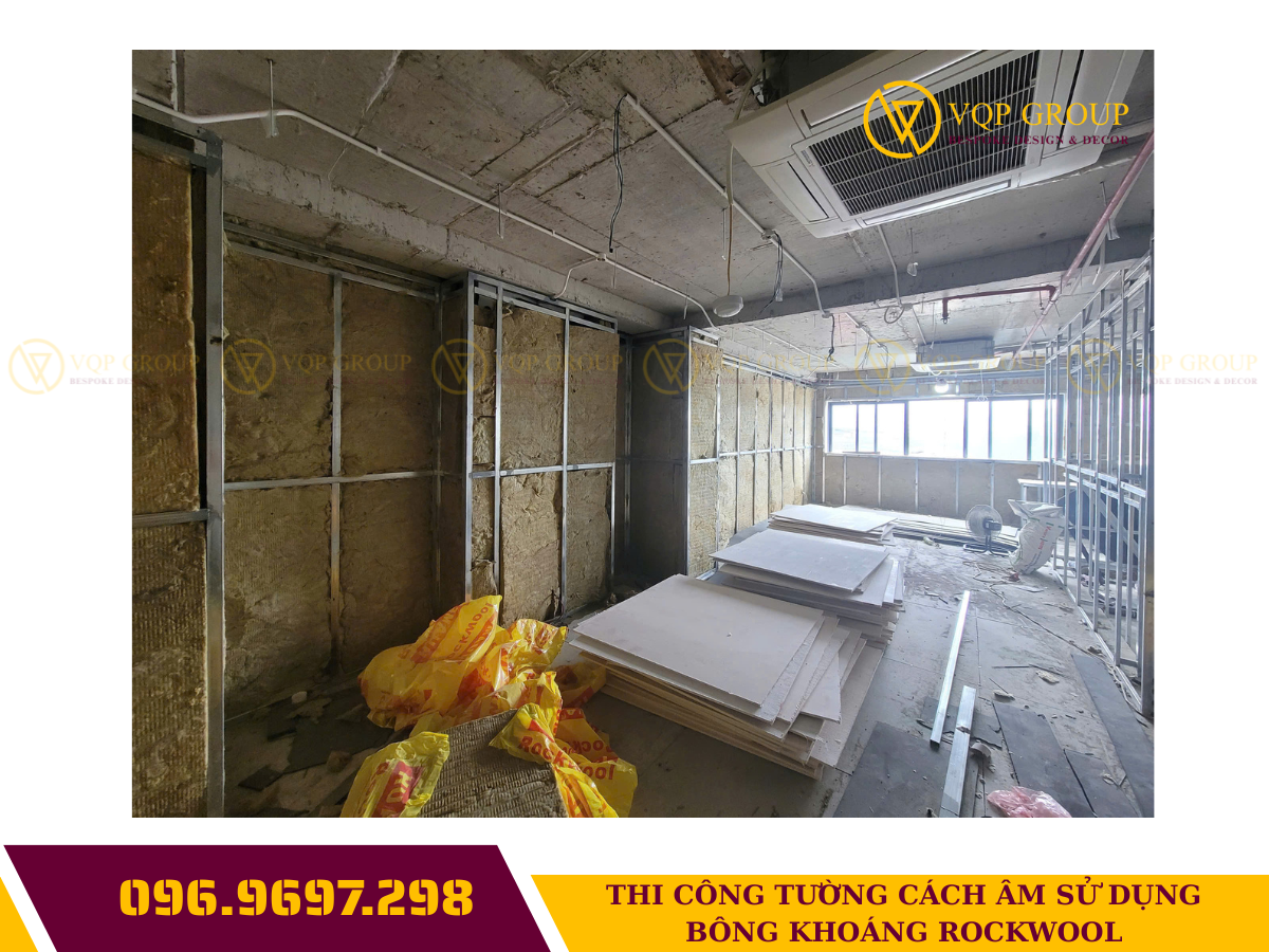Thi-cong-bong-khoang-cach-am-Tran-cach-am