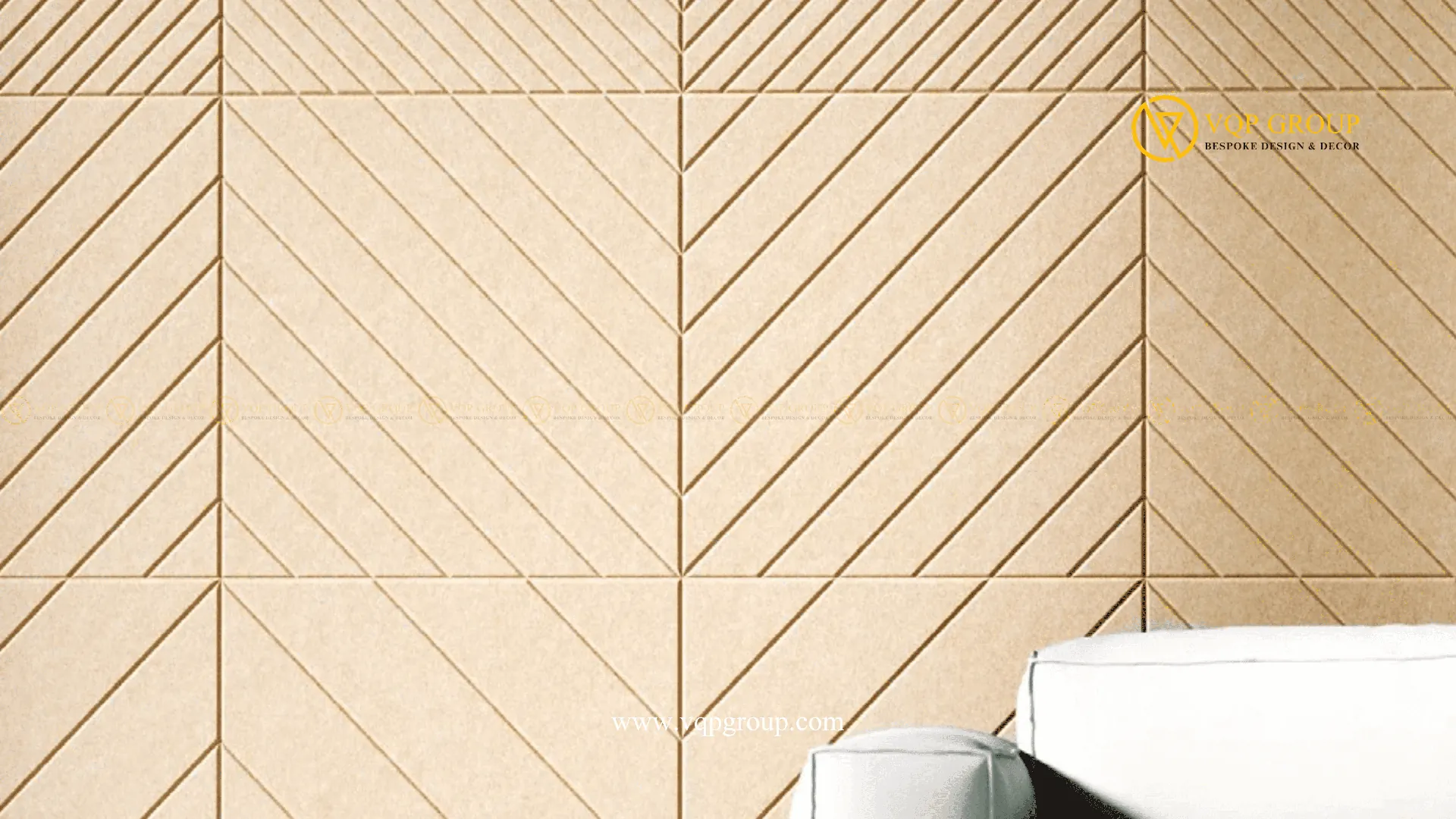 Tấm tiêu âm Diagonal L màu xanh ứng dụng phía sau sofa